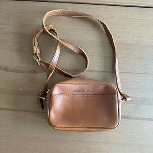 Portland Leather Honey Small Camera Bag